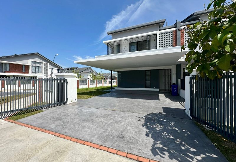 Elmina Green Three @ City of Elmina