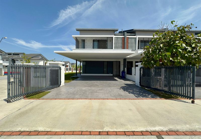 Elmina Green Three @ City of Elmina