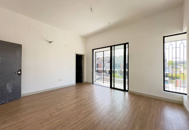 Elmina Green Three @ City of Elmina