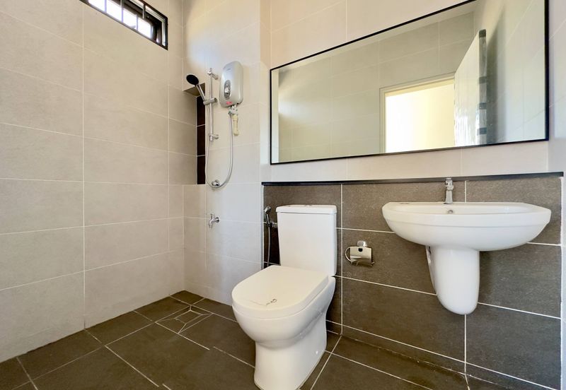 Elmina Green Three @ City of Elmina