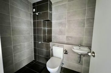 Brand New 2 Storey Semi D Cluster Caralyn at Setia Alam Sari