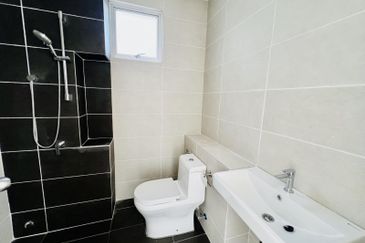 Brand New 2 Storey Semi D Cluster Caralyn at Setia Alam Sari