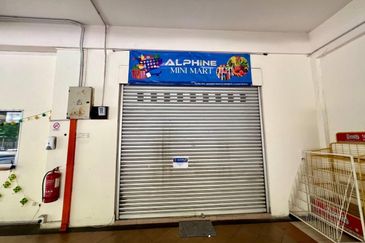 Villa Park Condominium