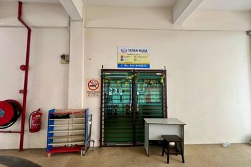 Villa Park Condominium