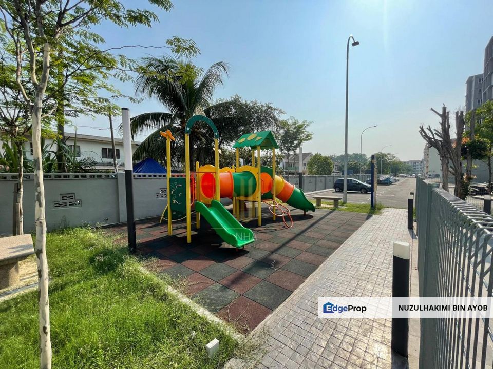 Facing Pool 4 Room Apartment Miro at Taman Putra Kajang, Kajang, Selangor, Kajang