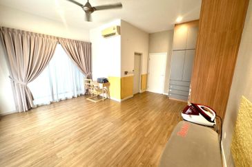 Parkfield Residences, Tropicana Heights