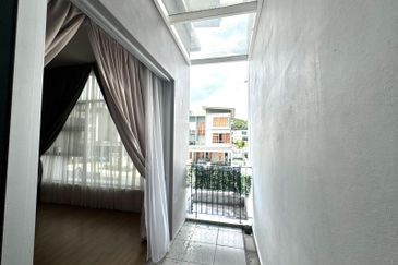 Parkfield Residences, Tropicana Heights