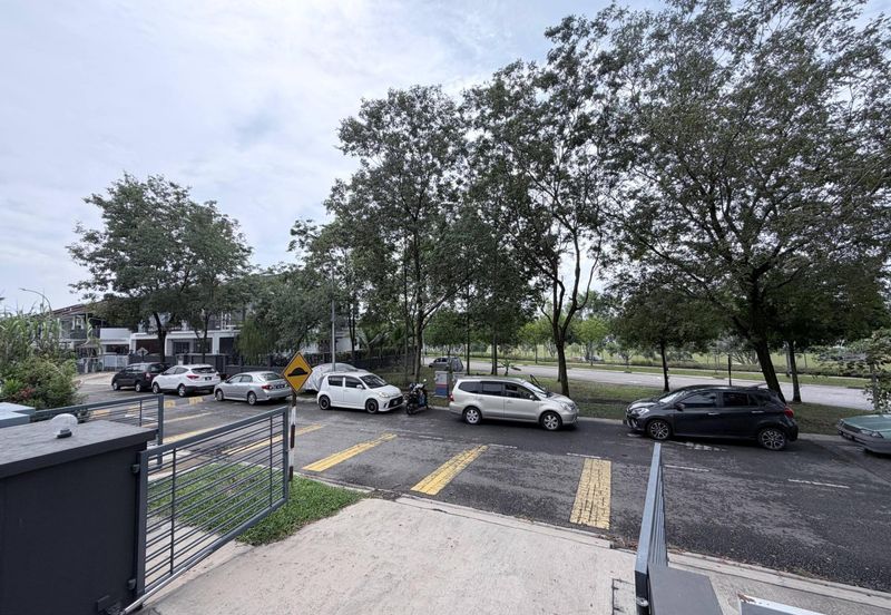 Fairfield Residences, Tropicana Heights