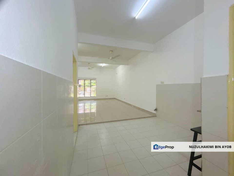 Newly Refurbish 2 Storey Terrace at Taman Sutera Kajang, Selangor, Kajang