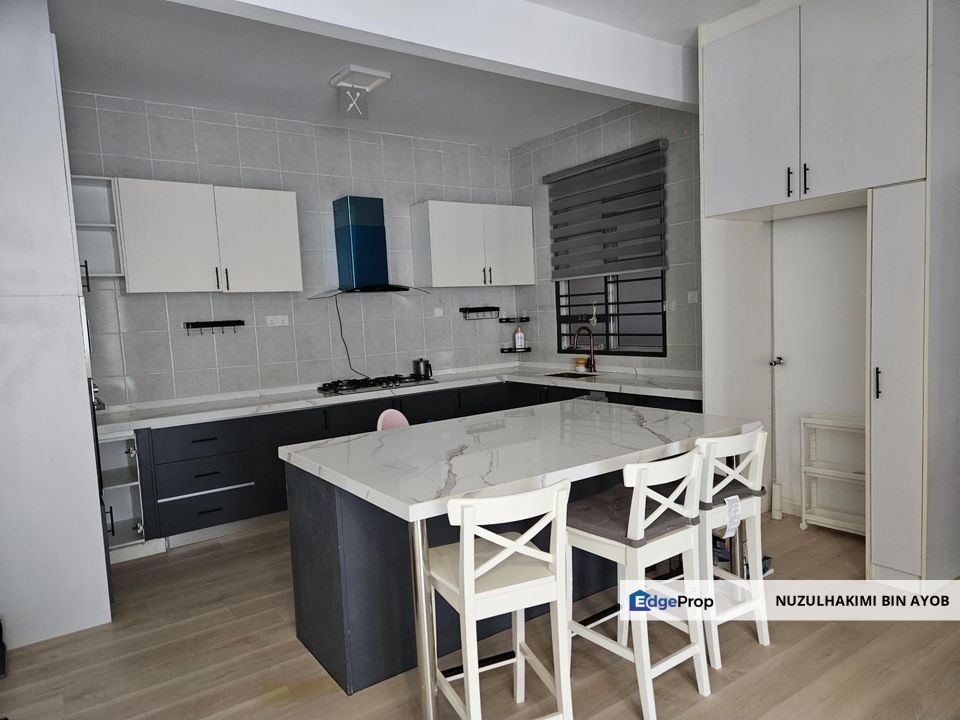 Partly furnished Ready To Move in Residensi Adelia 1, Selangor, Bangi