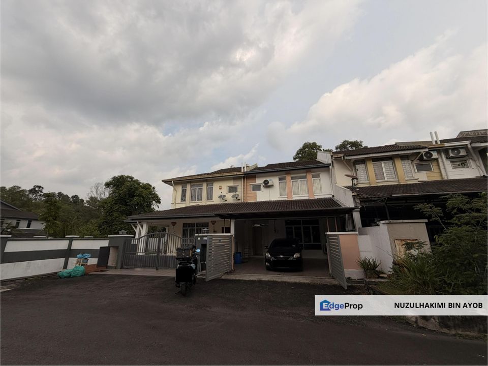 Fully furnished Peaceful Neighborhood 2 storey Terrace at Taman Jelok Impian, Selangor, Kajang