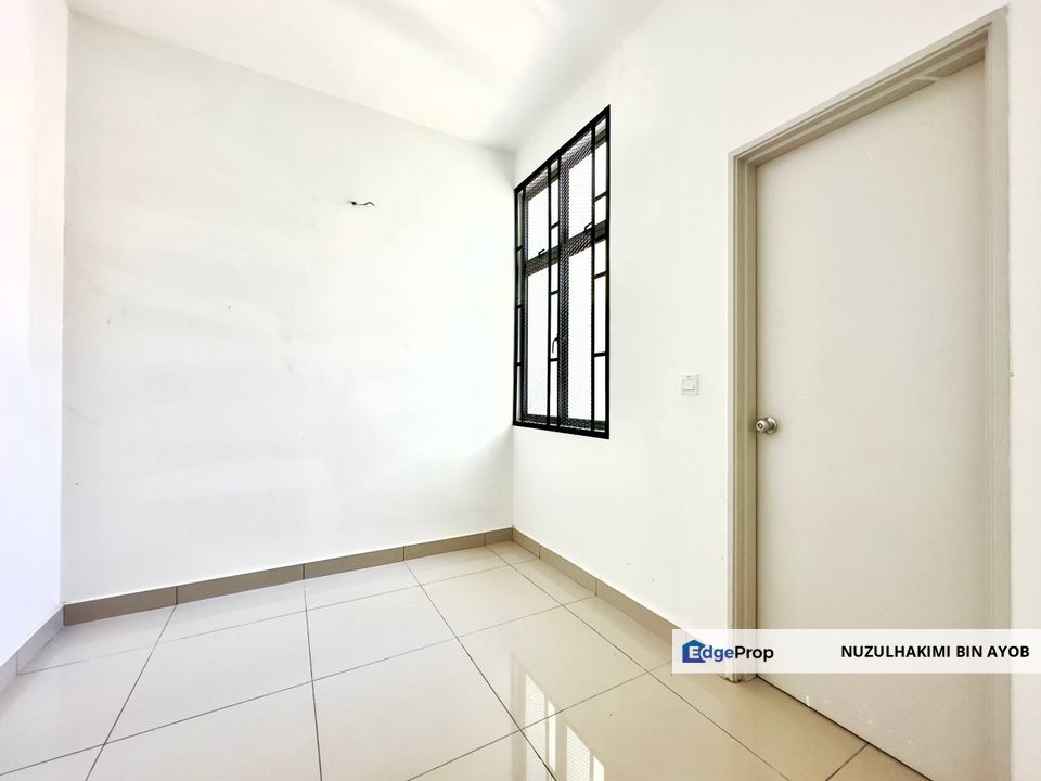 Laman Mawar Kota Seriemas Nilai Double Storey, Negeri Sembilan, Nilai