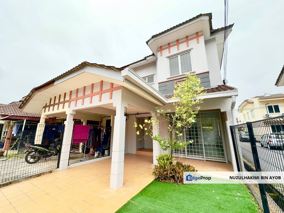 Saujana Utama 1 Sungai Buloh Double Storey End Lot, Selangor, Sungai Buloh