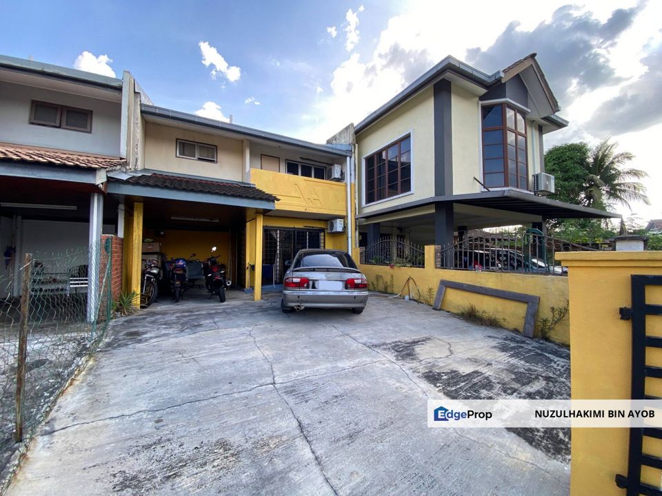 Seksyen 3 Bandar Baru Bangi 2 Storey Terrace Extended 20 x82, Selangor, Bangi