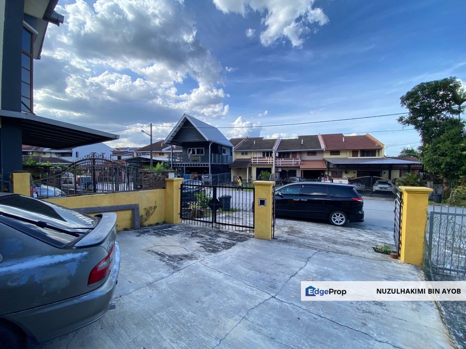 Seksyen 3 Bandar Baru Bangi 2 Storey Terrace Extended 20 x82, Selangor, Bangi