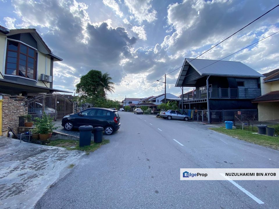 Seksyen 3 Bandar Baru Bangi 2 Storey Terrace Extended 20 x82, Selangor, Bangi