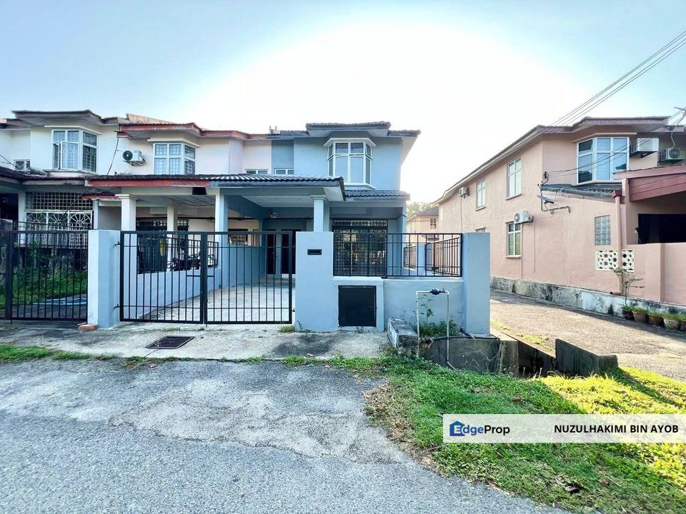 Taman Dahlia Salak Tinggi Sepang Endlot 2 storey, Selangor, Sepang