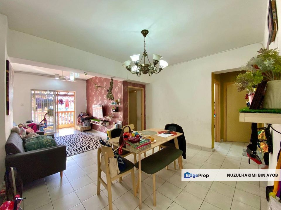 Corner Unit Sri Cempaka Apartment Jalan Sepakat Indah Kajang For Sale, Selangor, Kajang