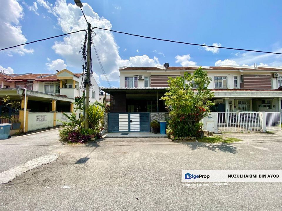 Rumah END LOT Double Storey Kitchen Extended at Taman Langat Utama, Banting, Selangor, Banting