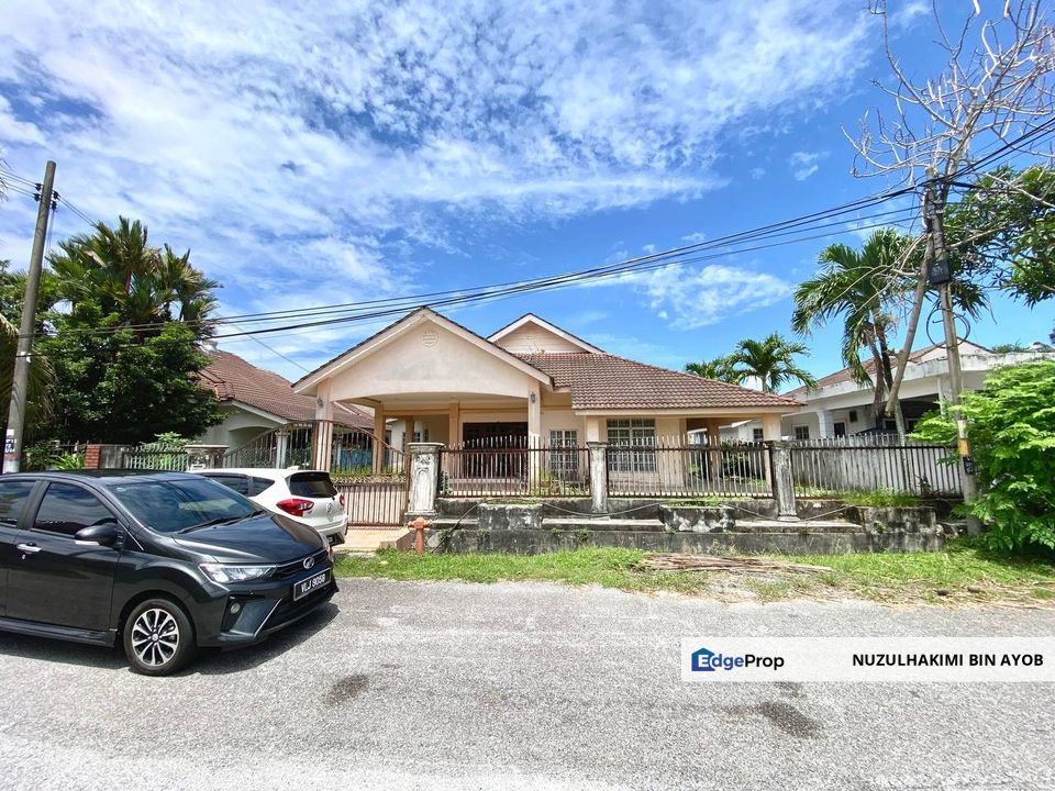 Bangalow Setingkat Taman Pantai Sepang Putra Sungai Pelek Sepang, Selangor, Sungai Pelek