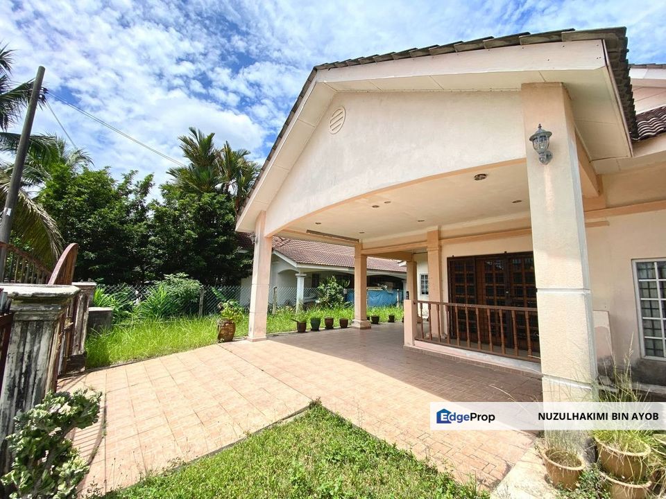 Bangalow Setingkat Taman Pantai Sepang Putra Sungai Pelek Sepang, Selangor, Sungai Pelek