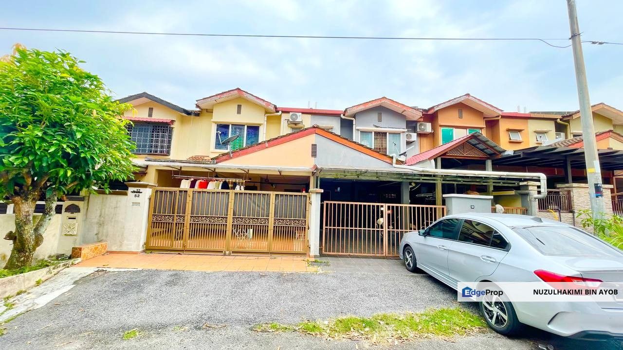 FREEHOLD Double Storey Terrace Taman Sinaran Cheras Balakong, Selangor, Balakong