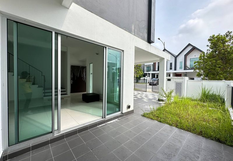 Ebonylane @ Eco Forest