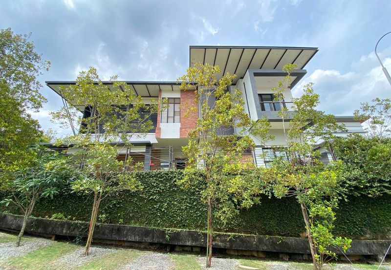 Impian Golf & Country Club