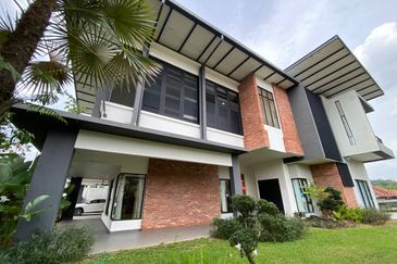 Impian Golf & Country Club