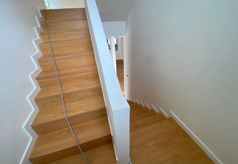 Newly Completed 3 Storey Bungalow with Fish Pond Jalan Anggerik Kota Kemuning Selangor