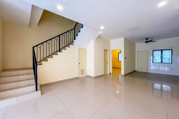 Monet Springtime @ Sunsuria City