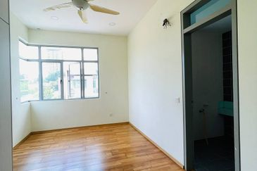 Symphony Hills Schubert