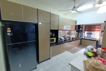 Taman Amanputra, Puchong South