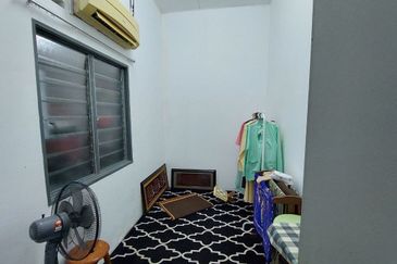 1 Storey Semi-D Taman Mawar ,Kg Sg Lang Bandar Banting