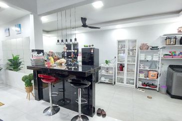 1 Storey Semi-D Taman Mawar ,Kg Sg Lang Bandar Banting