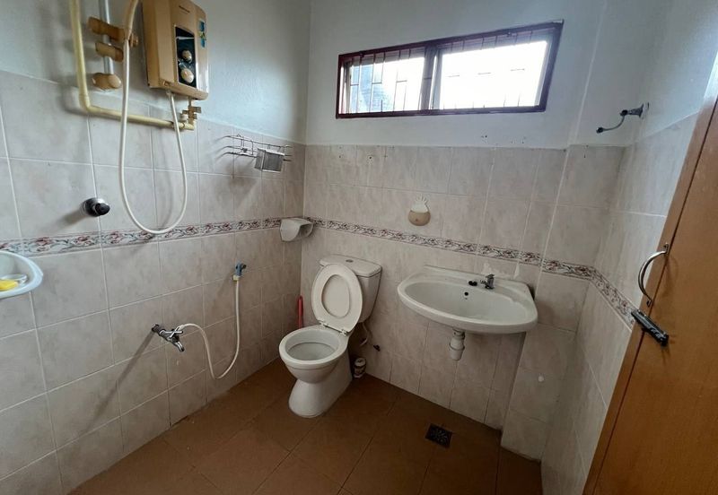 Taman Tasik Semenyih (Lake Residence)