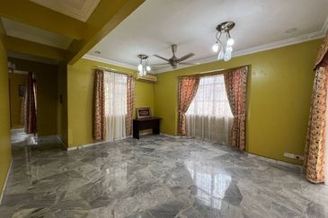 Taman Tasik Semenyih (Lake Residence)