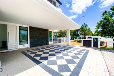 Tenderfields @ Eco Majestic