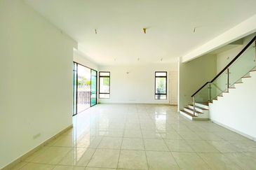 Tenderfields @ Eco Majestic