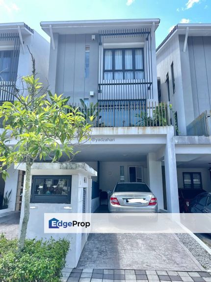 Crescent Park Townvilla, Bukit Mahkota Kajang Fully Furnished , Selangor, Bangi