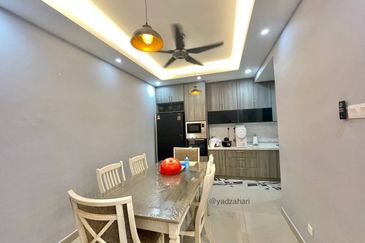 Crescent Park Townvilla