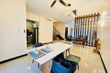 Isle of Botanica, Setia Eco Glades