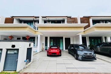 Isle of Botanica, Setia Eco Glades