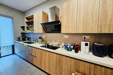 Isle of Botanica, Setia Eco Glades