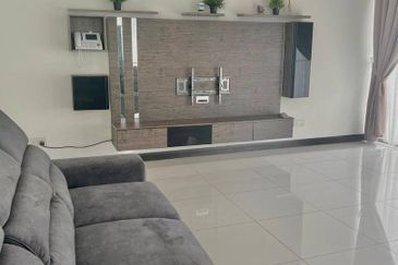 Symphony Hills Schumann