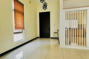 Symphony Hills Schumann