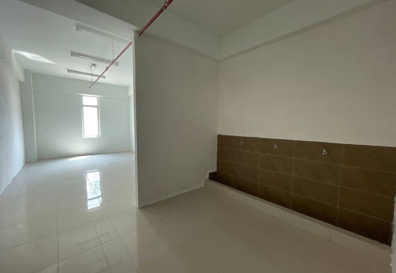 Taipan Business Centre, USJ 10