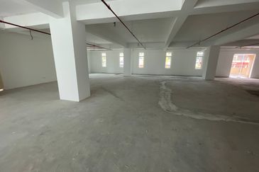 Taipan Business Centre, USJ 10