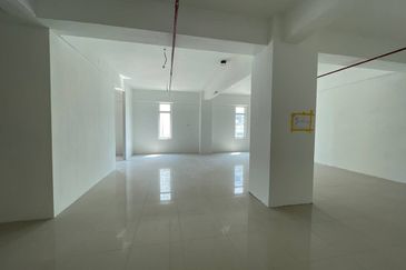 Taipan Business Centre, USJ 10