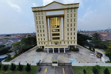 Taipan Business Centre, USJ 10